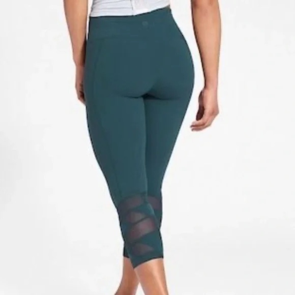 ATHLETA High Rise Jacquard Mantra Capri Crop Tight Size S